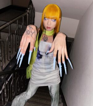 HoSo Terra Toma Instagram - 🫀 @acnestudios 
Had a magical night, thank you for dressing me🪲 
Hair by @laken.ria
