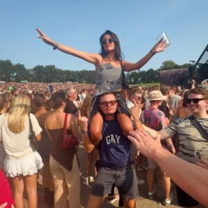 Holly Mae Brood Instagram - weekendje wel ❤️❤️❤️❤️❤️