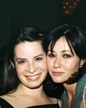 Holly Marie Combs Instagram - Happy #ShandoSunday 🤍 dance it off #Legacy