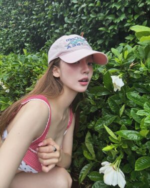 Hong Ji-yoon Instagram - 