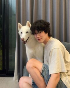 Actor Hong Jong-hyun HD Instagram Photos and Wallpapers July 2024