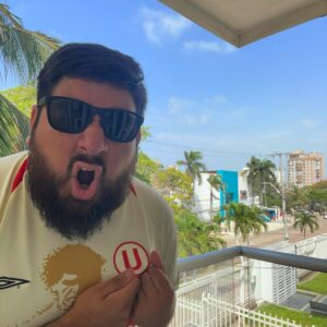 Hugo Lezama Instagram - Ya instalado en Barranquilla. Mañana hay noche mágica de Copa Libertadores ✌🏽Déjenme soñar 🛌