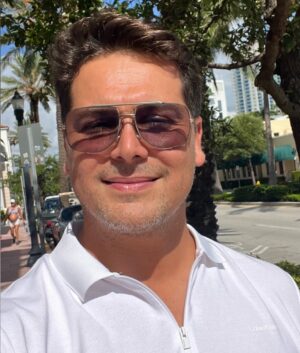 Hugo Vásquez Instagram - Buenos días  y feliz domingo para todos !!!