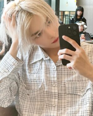 Hur Hyun-jun Instagram - :p
