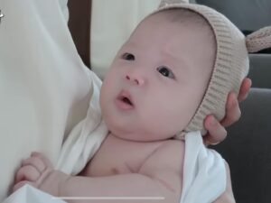 Hwang Bo-ra Instagram - 울 우인띠
뉴본-50일까지의 기록입니당