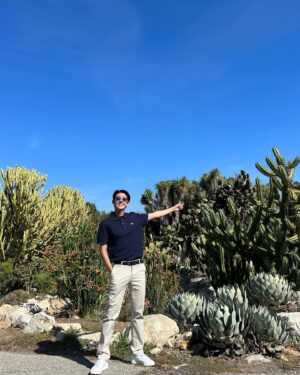 Hwang Kwang-hee Instagram - 좋아하는 선인장이랑 식물들 많아서 신났다 🌵🤠🦎🌴
