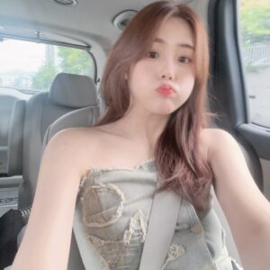 Hwang Se-in Instagram - 시원하구마이 ☀️