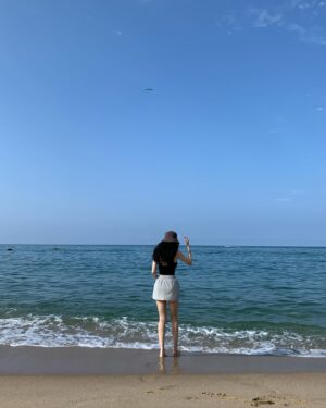 Hwang Seung-eon Instagram - 3년 전, 길고 하얗던 시절