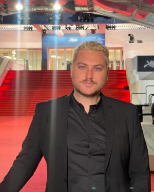 Iair Said Instagram - Llegamos al @festivaldecannes a presentar mi película @losdomingosfilm en el @association_acid 

Gracias a todos por los mensajes. What pass con este look?