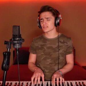 Ian Grey Instagram - Earned It - The Weeknd 
go click the link in my bio for the full version!