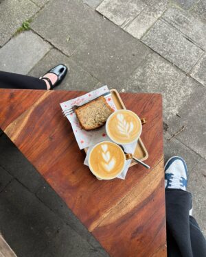 Ian Thomas Instagram - Have a lovely weekend ✨☕️