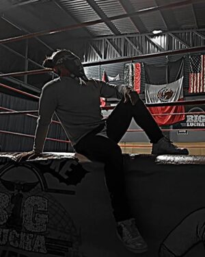 Iban Dido Gutierrez Instagram - Se llegó el momento! Mañana primero Dios será mi operación de muñeca a las 8 am! Me siento nervioso, ansioso y temeroso pero se dice que a los problemas hay que darles frente para salir adelante! Pues vamos a darle que pa luego es tarde!!! Me gustaría pedirles un parito de compas, tendrán Alguna frase o pensamiento de esos fregones pa agarrar vuelo antes del show que puedan compartir conmigo porfas!! En verdad agradezco a todos aquellos que se han preocupado por mi salud de todo corazón muchas gracias!!❤️
#ELMASBUSCADO
#aquirofano 
#TENDIDOCOMOBANDIDO
📸: @demente.ditto