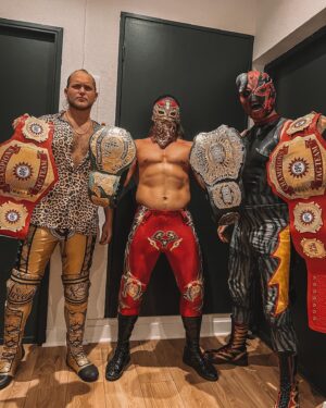 Iban Dido Gutierrez Instagram - Uno mas! 🔝 
NEW @apc_catch Tag team champions with The Most Wanted @bandidowrestler ! 🇧🇪🇲🇽