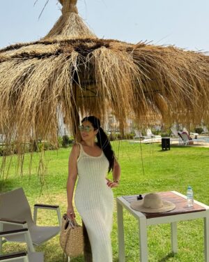 Ibtissam Laaroussi Instagram - Bonjour mes amis 🎶🌴🏖️⛱️☀️🏝️🏝️