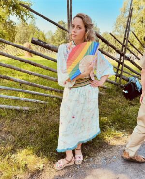 Iina Kuustonen Instagram - Happy pride! ✨🌈✨

Avec @ylermirajamaa 

#yhdenvertaisuus
#tasaarvo
#rakkaus
#pride 

✨✨✨

#ristoräppääjäjakaksoisolento 
@solarchannel 
@salomaarimbo