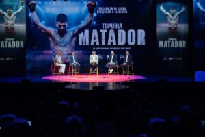 Ilia Topuria Instagram - Gracias a todo mi equipo, @filmaxpresenta, @movistar_es, @srmonoprod y a todos aquellos que han compartido este día tan especial conmigo.