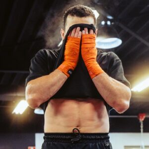 Ilias Bulaid Instagram - @xoneperformance vecht samen met meervoudig kickbokswereldkampioen en ongeslagen MMA-vechter Ilias om samen het meeste uit zijn carrière te halen. Ilias streeft naar het halen van zijn ultieme sportprestaties. Na zijn succesvolle kickbokscarrière, met meerdere wereldtitels, heeft hij de overstap naar MMA gemaakt. Met zijn ongeslagen record in MMA is het een kwestie van tijd voordat we hem in de UFC zien.

Met de XONE-producten, zoals Regenerate, Aminofusion en de verschillende vitamines en mineralen, haalt Ilias het maximale uit zijn prestaties en trainingen. Zo kan hij zich volledig focussen op maar één doel: Winnen! Met het NZVT-label en de hoogste kwaliteit supplementen ondersteunen we topsporters en iedereen die zijn of haar sport serieus neemt!
—
@xoneperformance @officialbulaid #xone #xoneperformance