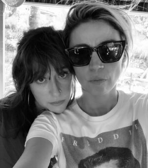 Ilse Salas Instagram - Ayer nos pegó durísimo la nostalgia por nuestros #100dias ❤️ Pura gozadera