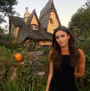 Iman Karram Instagram - Welcome to my crib 👻
