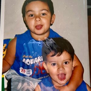 Iman Karram Instagram - Happy 21st Birthday to my best friends!!! Kais and Zane, I am truly so proud to be your sister. I am consistency amazed by your dedication to your passion, your empathy, your humility,and simply the way you look at world. Thanks for being the best brothers a girl can ask for. Seriously, I don’t know what I would do without you guys!! Love you!!
Swipe left to go down memory lane 😂
