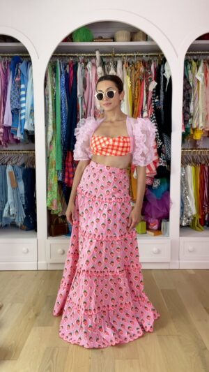 India de Beaufort Instagram - I’ve never been asked so much where I got a dress. Link in bio to shop this strawberry dream ♥️🍓 ♥️🍓 ♥️ #summerdress #summerstyle #streetstyle #grwm #vintage #strawberrydress #fashion #happyfashion