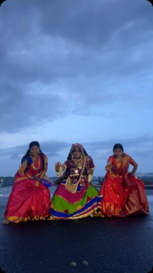 Indravathi Chauhan Instagram - Here’s me, @indravathi__chauhan & @jabardasthpavan shaking a leg to our Bonalu song 2024 
Join us in making your own version of this number & share it with me and I’ll post the best ones here. Enjoy!😍

VC: @itsme_venky9 ❤️🫶