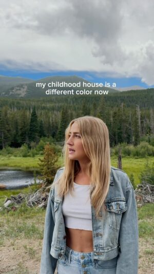 Ingrid Andress Instagram - Nothing is the same. But it’s still 2 hours from Highlands Ranch to Breckenridge.