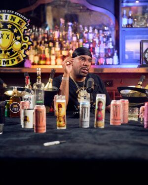 Insane Clown Posse Instagram - 🤡 @therealicp x #DrinkChamps 🏆

Full Audio OUT NOW! 🎙️

Full Video drops Saturday! 📡

📸: @drainflix