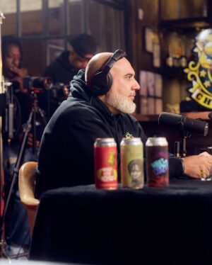 Insane Clown Posse Instagram - 🤡 @therealicp x #DrinkChamps 🏆

Full Audio OUT NOW! 🎙️

Full Video drops Saturday! 📡

📸: @drainflix