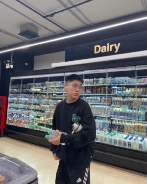 Inthanon Seangsiripaisarn Instagram - 2water bottles because 1water bottle