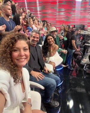 Iran Malfitano Instagram - Amanhã, domingo às 15:30, vai ao ar o programa @horadofaro que participamos do quadro “Roda da vida”! Foi emocionante! Assistam!!