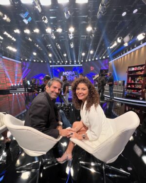 Iran Malfitano Instagram - Amanhã, domingo às 15:30, vai ao ar o programa @horadofaro que participamos do quadro “Roda da vida”! Foi emocionante! Assistam!!
