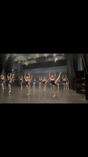 Irina Dvorovenko Instagram - Another productive week with the talented girls attending the Ellison summer intensive!!! @ellisonballet #ballet #ballerina #pointework #dancer #technique