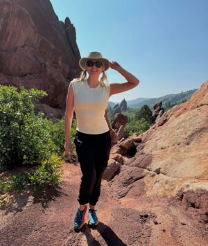 Irina Voronina Instagram - In my happy place ☀️ #colorado #hiking #redrocks #roxboroughstatepark