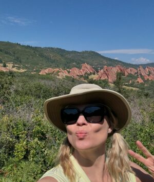 Irina Voronina Instagram - In my happy place ☀️ #colorado #hiking #redrocks #roxboroughstatepark