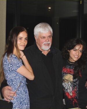 Isabel Lucas Instagram - A month ago ocean conservation hero @captainpaulwatson was arrested by Danish police in Greenland.

@captainpaulwatson has dedicated his life to saving whales and to the duty of protecting our oceans.

Anyone who is willing to risk their lives to safeguard the sentient guardians of the sea deserves our time, effort and gratitude.

Paul is a friend - thank you for helping us help him. 

Sign the link in @captainpaulwatson bio. Write to the Danish embassy and Prime Minister for his release and to refuse his extradition to Japan.
And in Australia, call on Australian MP @albomp to intervene.

Authorities claimed the arrest was due to an international warrant issued by Japan related to his nonviolent actions against illegal whaling. 

Protecting wildlife and our ocean is not a crime.
#FreePaulWatson 🐋