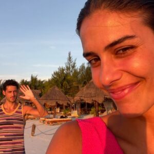 Isabela Valadeiro Instagram - Mais real que isto não tenho para vos oferecer 😂. Foi lindo, tudo  lindo! 🦝
A companhia é o meu paraíso.

1. Episódio piloto casados no paraíso
2. Breve explicação sobre o estuco de Teotihuacán 
3. Para marcações com a Guia virtual DM
4. Pablo mi amor 
5. Alegria, alegria
6. A casa Lagosta 
7. Aluguer de carros de golf em Holbox, viagem pacífica 
8. Casados na Gruta 
9. Guarda-costas de guaxinins 
10. Informação dramática 

#honeymoon #colores #mexico