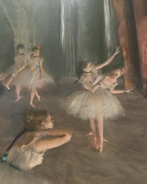 Isabella Boylston Instagram - I met some fellow ballerinas @metmuseum
