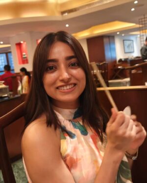 Ishaa Saha Instagram - 🤓