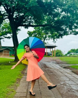 Ishwarya Ravichandran Instagram - Just take a deep breath 🦋🌻🍃
.
.
.
.
.
.
.
.#masanagudi #climate #photos #enjoylife