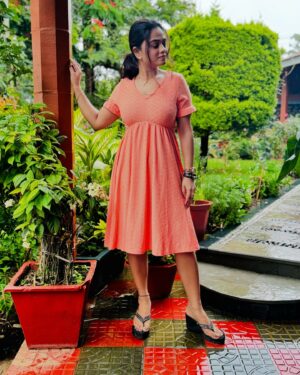 Ishwarya Ravichandran Instagram - Just take a deep breath 🦋🌻🍃
.
.
.
.
.
.
.
.#masanagudi #climate #photos #enjoylife