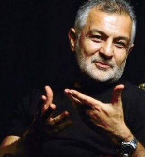 Işıl Yücesoy Instagram - Ah be Kenancığım. Ne sen ne Türk Tiyatrosuna verdiğin hizmetler unutulur . Çok kıymetliydin çok . 9 yıldır çok çile çektin kardeşim . Huzur içinde yat . Başımız sağ olsun 🙏🙏🙏🙏🙏