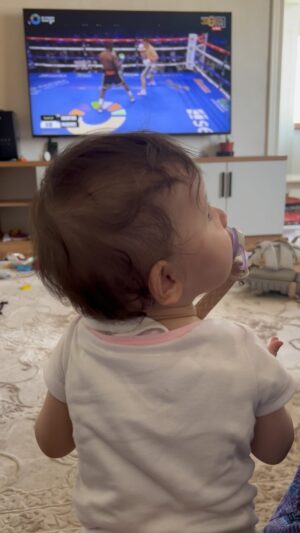 Israil Madrimov Instagram - My main supporter 🤍 my princess