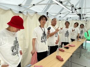 Issa Hentona Instagram - Gooood Mooorning DPC & WORLD ☀️

台風からの良過ぎる天気だなこりゃ😂

「Pump It Up! feat. TAKUMA THE GREAT」リリースイベント６日目のラストはイオンモール幕張新都心✨

今日も屋外なので朝早くから並んでもらえてるDPCもこれから会場に向かうDPCも熱中症や体調不良に気を付けて水分補給を忘れずに🤲

今日から６人 TAKUMAでお届け🔥

ライブは9/5に振替公演だけど今日は今日で楽しもうぜ😁

１部 13:00
２部 16:00

んじゃオレ達のリリースイベントで待ってるぜ👍

#dapump 
#takumathegreat 
#pumpitup 
#パンピラ 
#jdsfブレイキンアンセムソング 
#オレ達のリリースイベント
