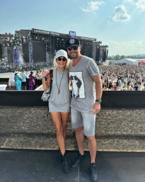 Ivana Surovcová Instagram - Last day 💃🏼🕺🏼

@lovestreamfestival #festivalseason
