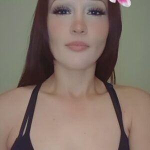 Ivelisse Vélez Instagram - 🥶Taína 🌺👄🌋🌴 #IslandMuse #InaruGuatu (female fire spirit)