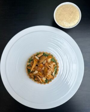 Iveta Fabešová Instagram - Pro novou provozovnu v krásném projektu “Masaryčka” jsem si vysnila koncept snídaní ve stylu Michelin restaurací. Převážně tím, jak bude jídlo naservírované.
A chtěla jsem, aby menu vzniklo ve spolupráci s ženou, (nic feministického) jen jednoduché vzdání respektu mým kolegyním v oboru. A tak jsem se na spolupráci dohodla s @made_by_kristina protože splňuje vše a vlastně mnohem víc.
Žena s nádhernou energií, jasnou vizí, odhodlaností, odvahou, vytrvalostí a talentem, který by mohla rozdávat na počkáni!
Věř si a nepochybuj o své cestě! Jsi skvělá!
A vy se můžete těšit, že již brzy ochutnáte slané menu, které jsme připravily. #staytuned 
#if #ivetafabesova #madebykristina #hrdost