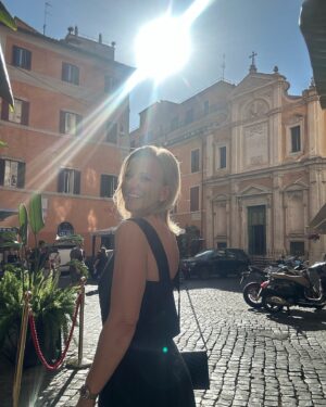 Iveta Fabešová Instagram - Na skok v Římě…#if #coldplayconcert