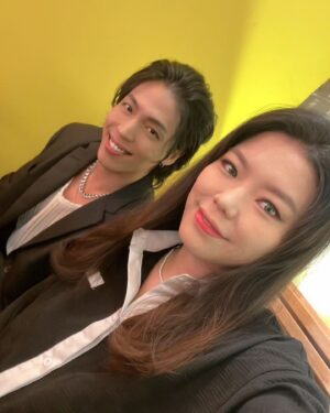 J-black Instagram - 부부로 일할때 너무너무 행복함♡
마리 너무 멋졌어요 ♡-♡

@mmarymmarymmary

#마리 #제이블랙