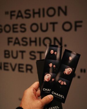 JC Lin Instagram - @chanelofficial 
珍珠需要經過時間的沈澱才能成型
「Chanel , A Journey Into The Allure」
也帶著我們感受每個經典凝結的瞬間
穿越一滴滴的生命水珠後綻放出的花朵

能看到三個時期放在一起的傳承以及疊加上各自的生命脈絡，真好

Thank you @chanelofficial for the invitation